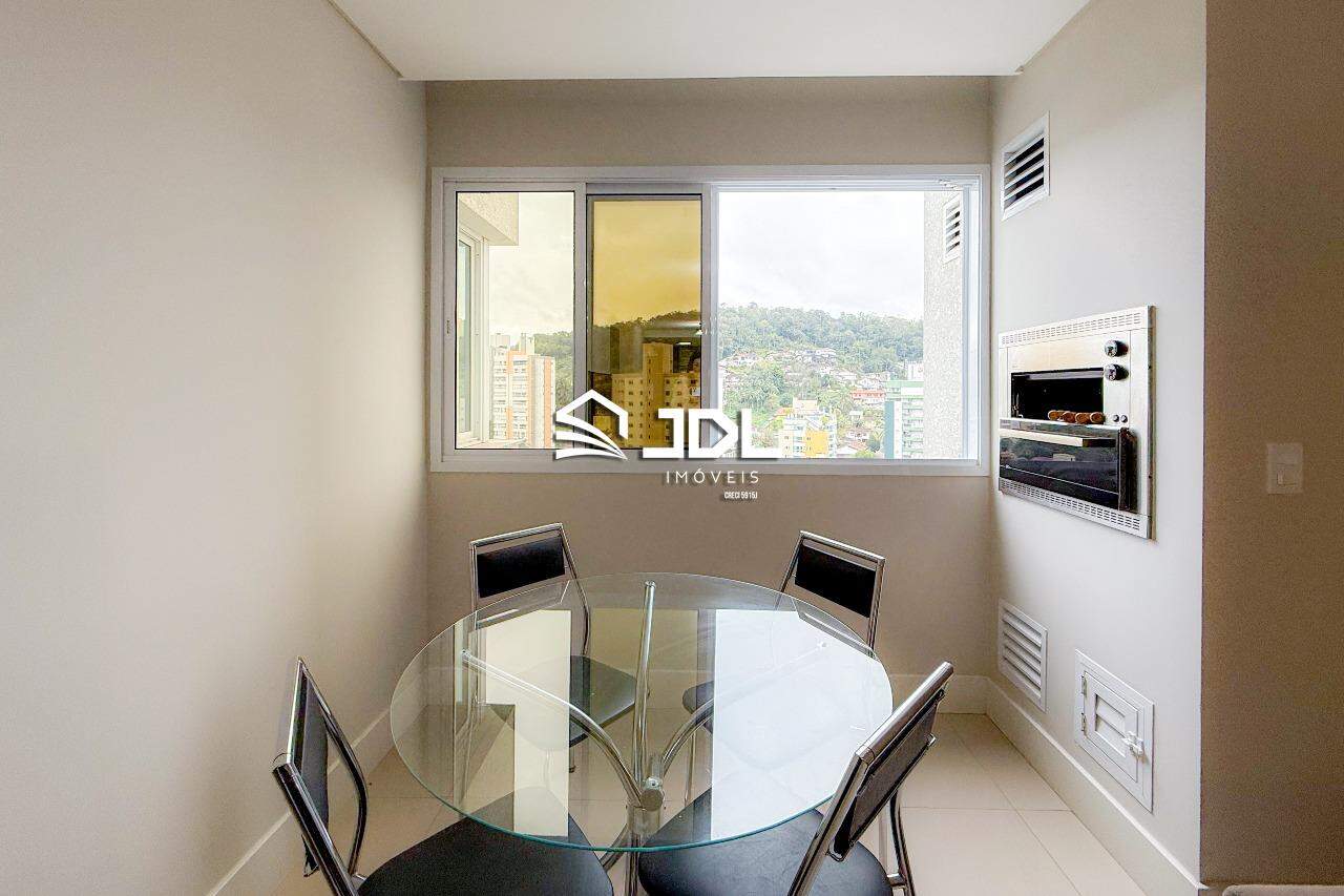 Apartamento à venda no bairro Vila Nova: 