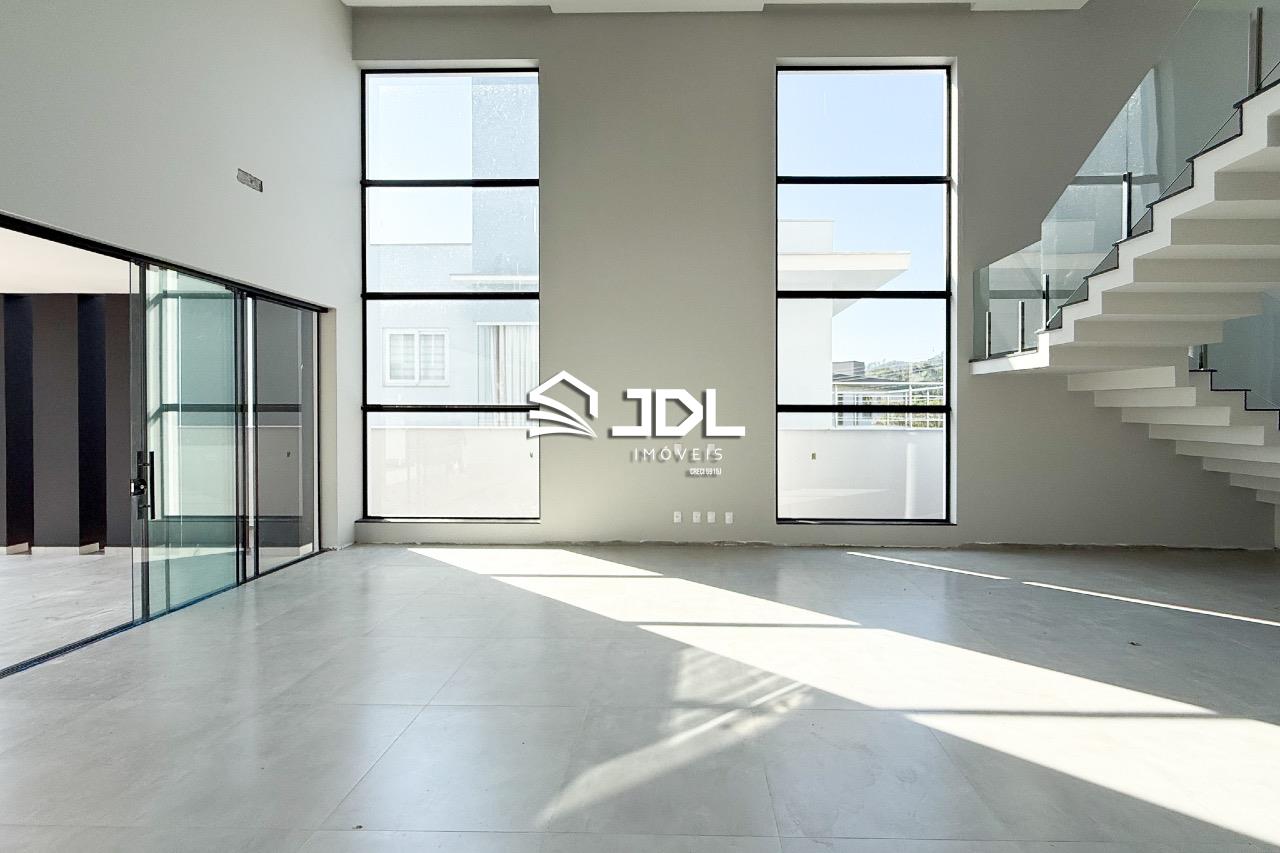 Casa à venda no bairro Itoupava Central: 