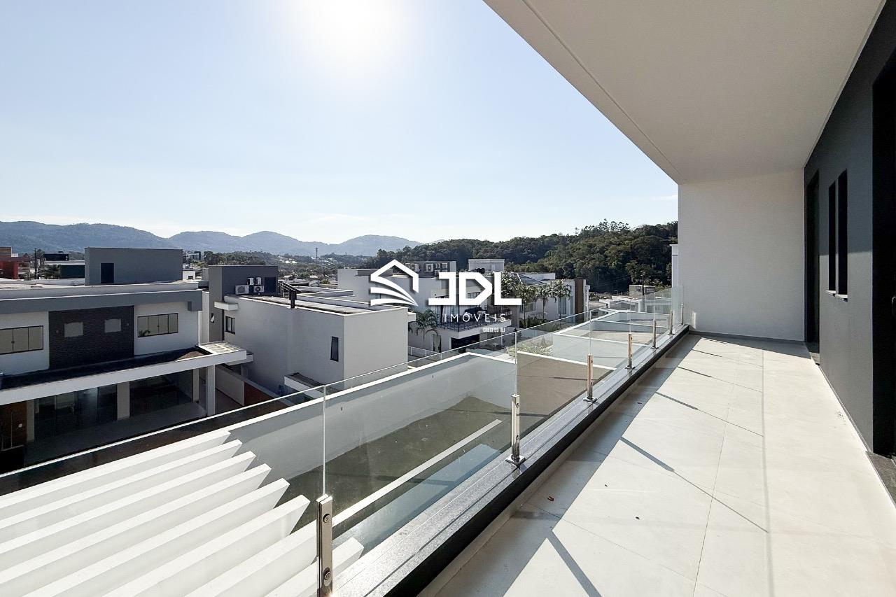 Casa à venda no bairro Itoupava Central: 