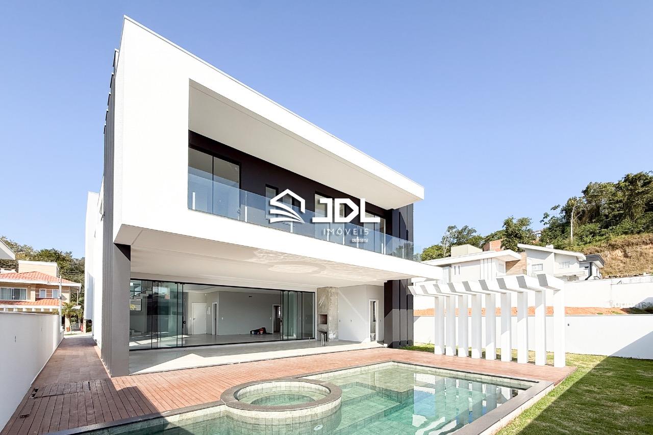 Casa à venda no bairro Itoupava Central: 