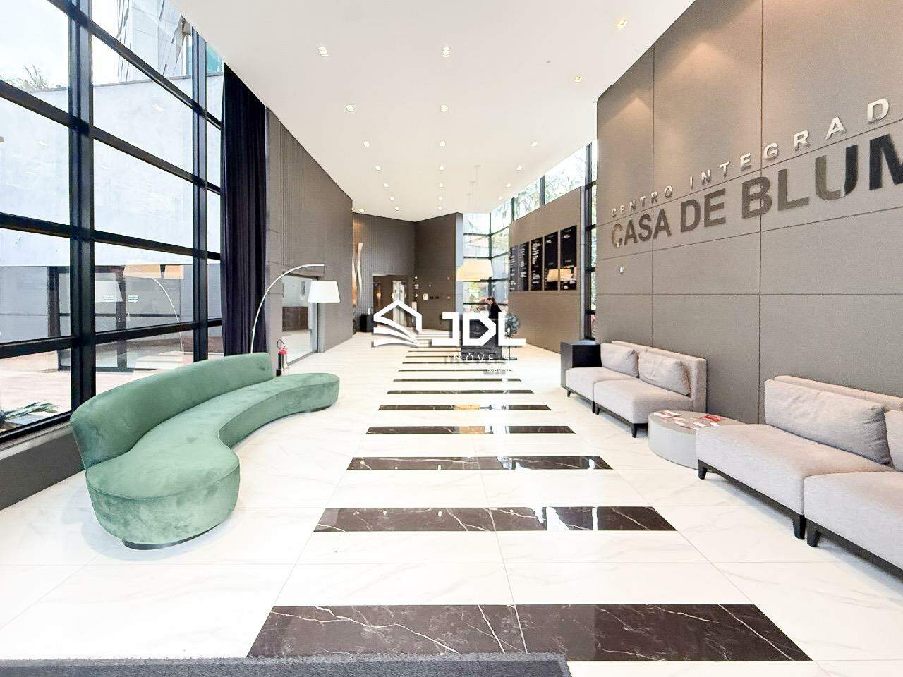 Sala à venda no bairro Garcia: 