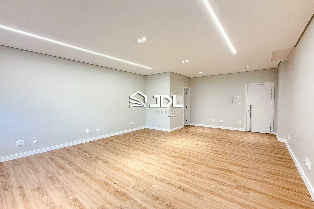 Sala à venda no bairro Garcia: 