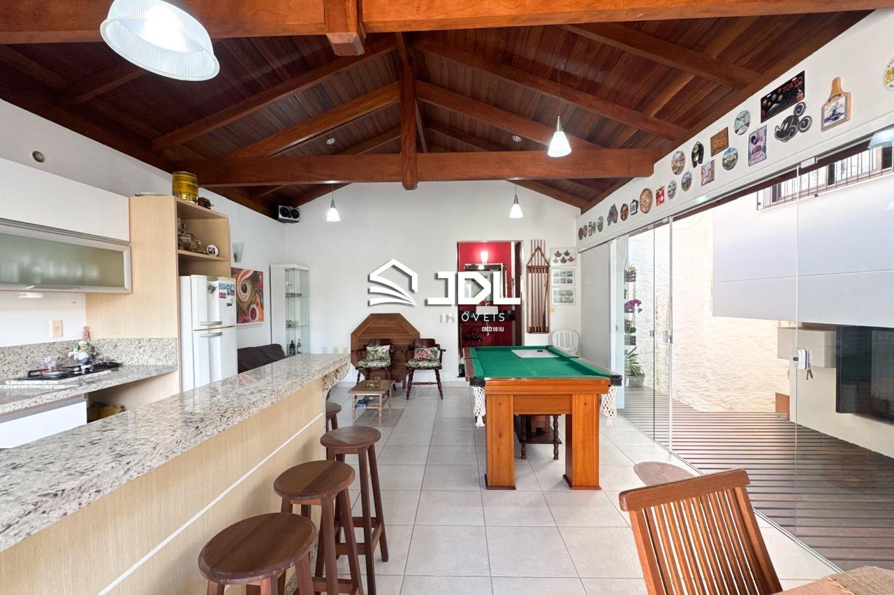 Casa à venda no bairro Fortaleza: 