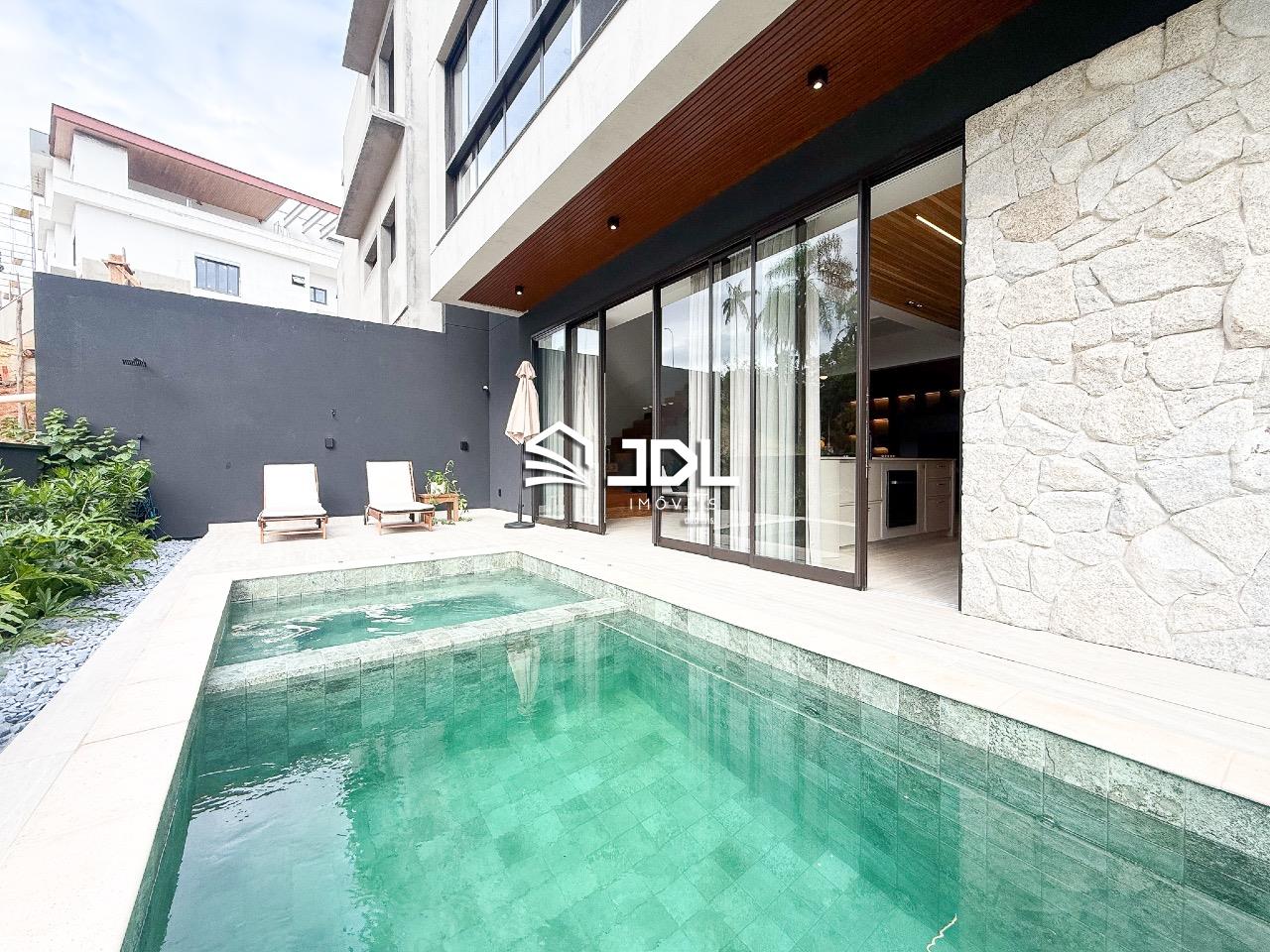 Casa à venda no bairro Itoupava Norte: 