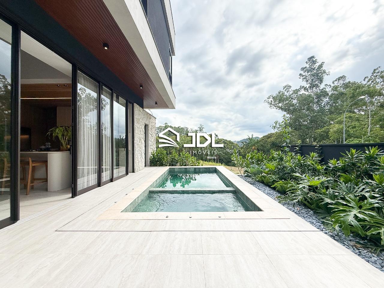 Casa à venda no bairro Itoupava Norte: 