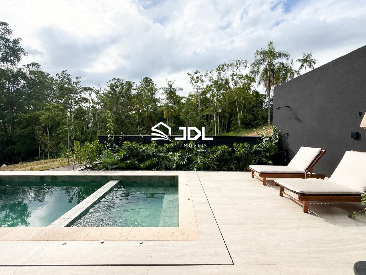 Casa à venda no bairro Itoupava Norte: 