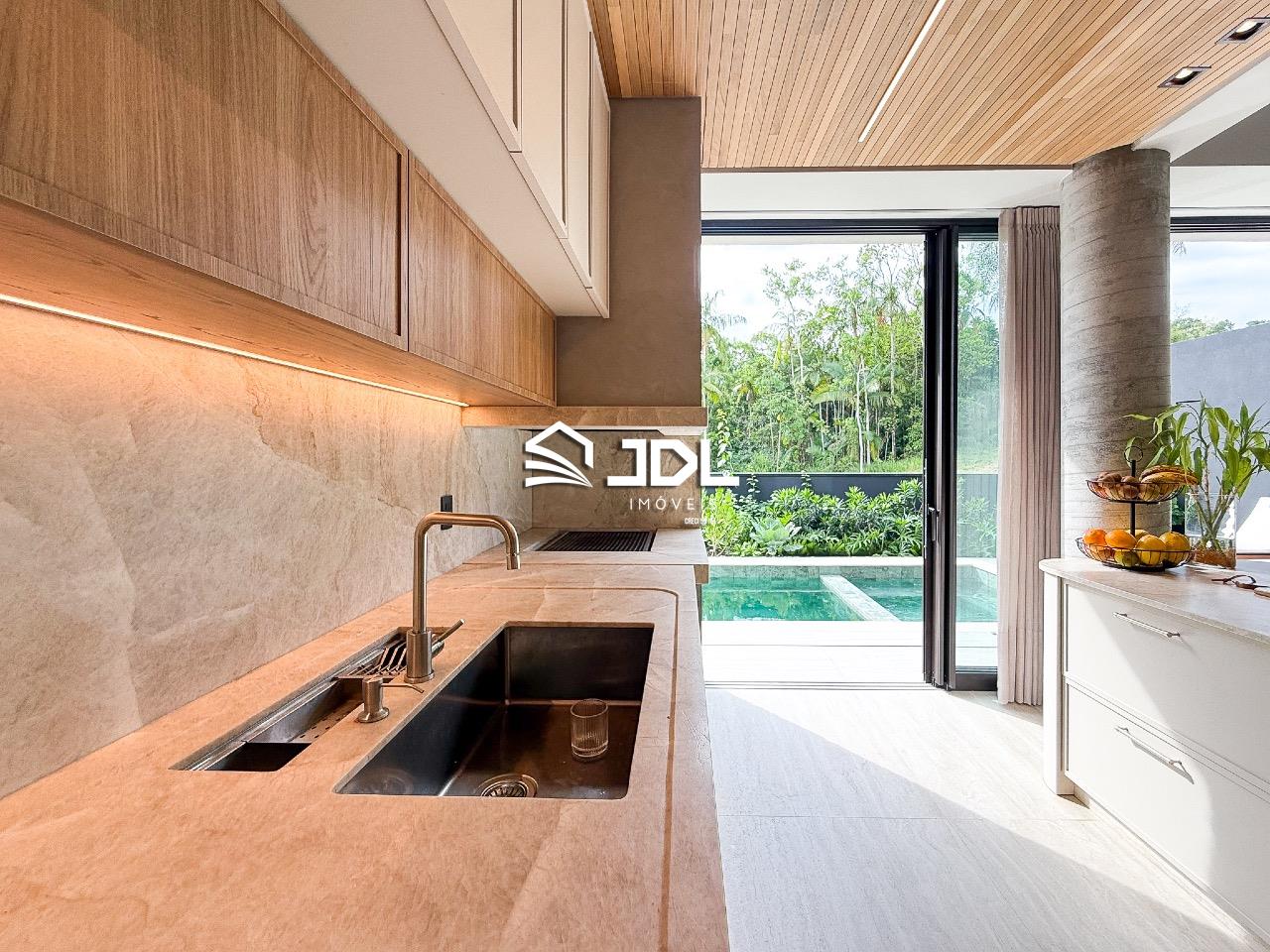 Casa à venda no bairro Itoupava Norte: 