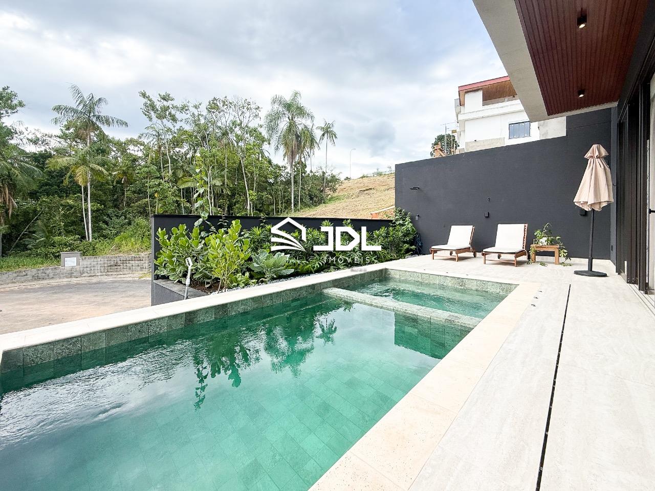 Casa à venda no bairro Itoupava Norte: 