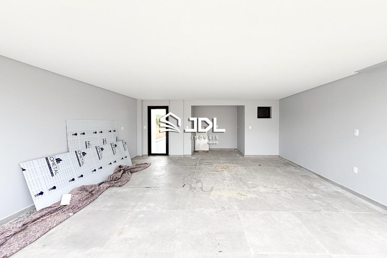 Casa à venda no bairro Ponta Aguda: 