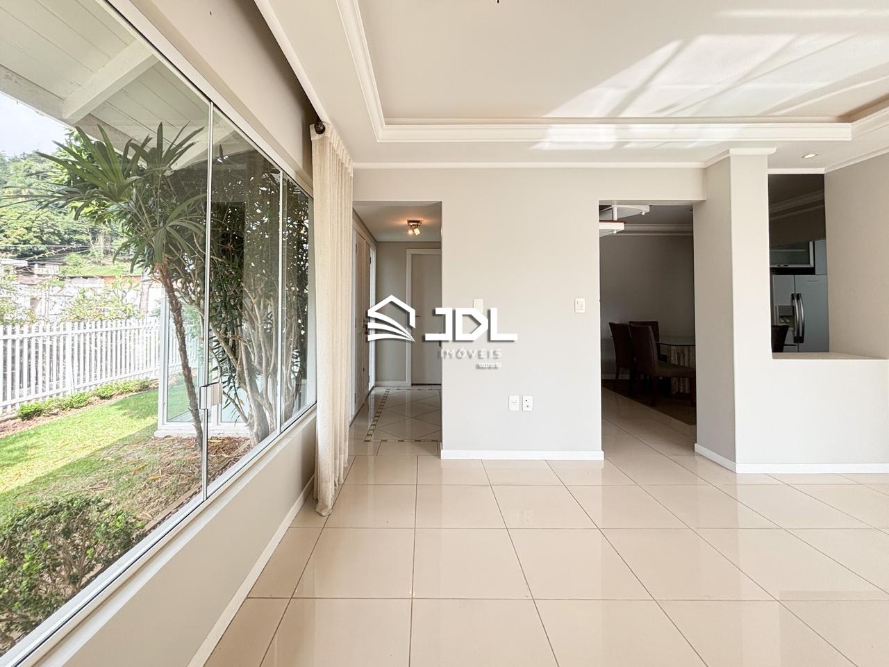 Casa à venda no bairro Centro: 