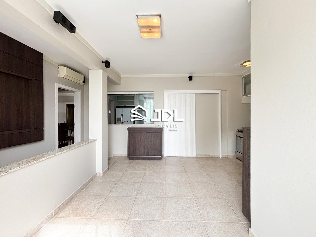 Casa à venda no bairro Centro: 