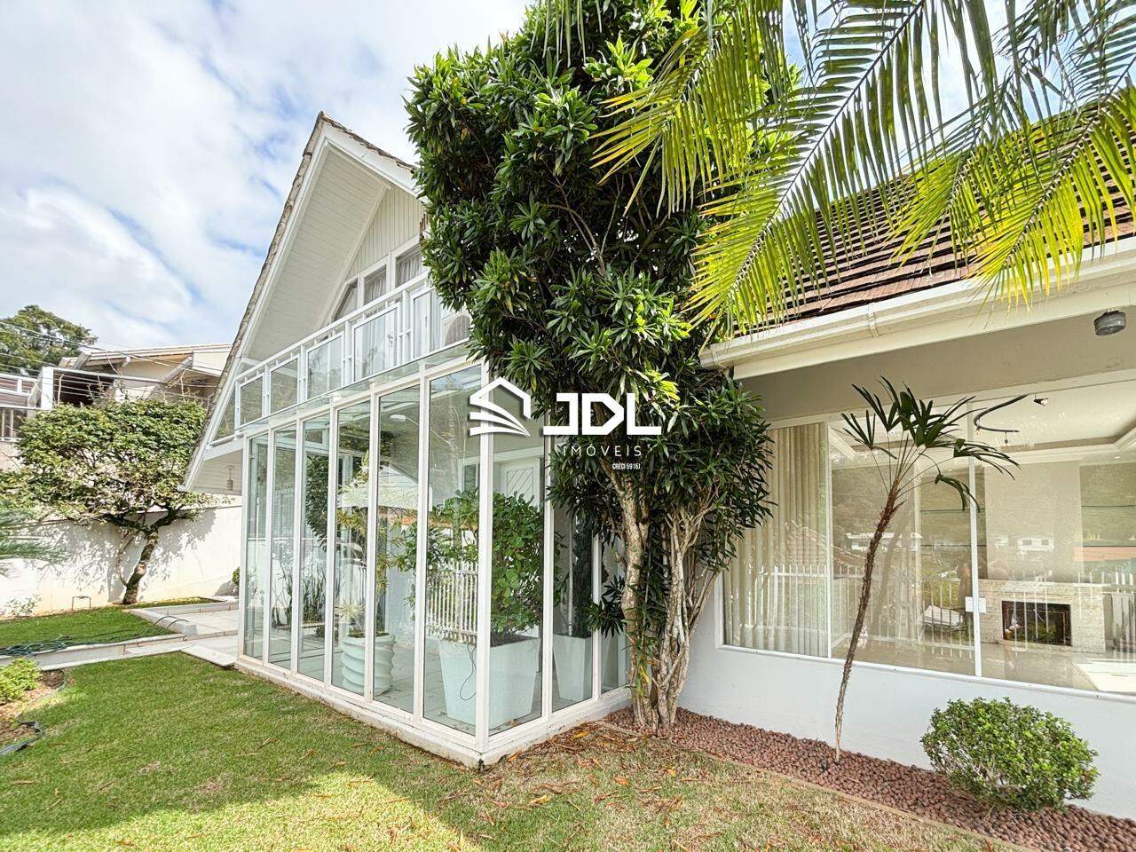 Casa à venda no bairro Centro: 