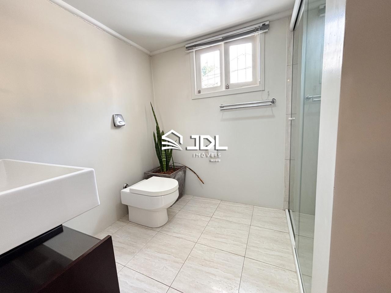 Casa à venda no bairro Centro: 