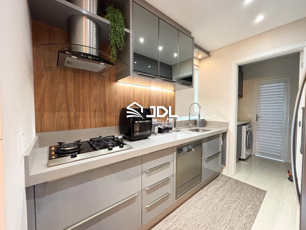 Apartamento à venda no bairro Velha: 