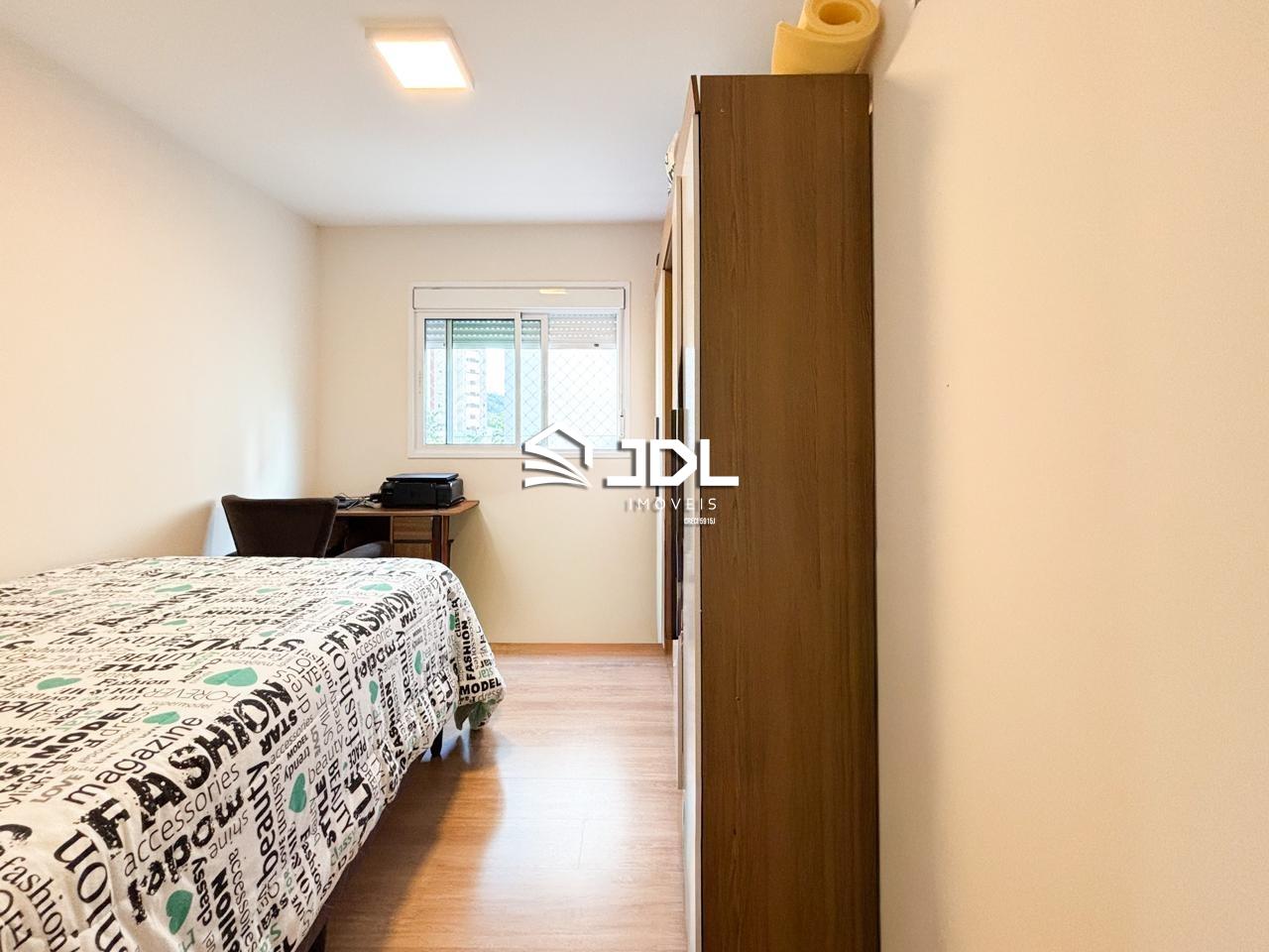 Apartamento à venda no bairro Velha: 