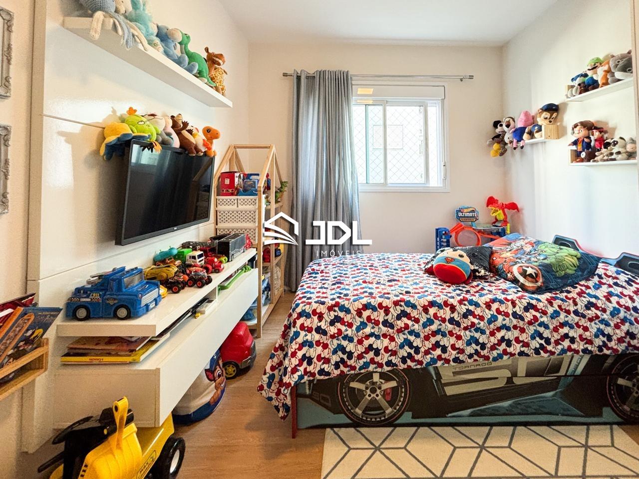 Apartamento à venda no bairro Velha: 