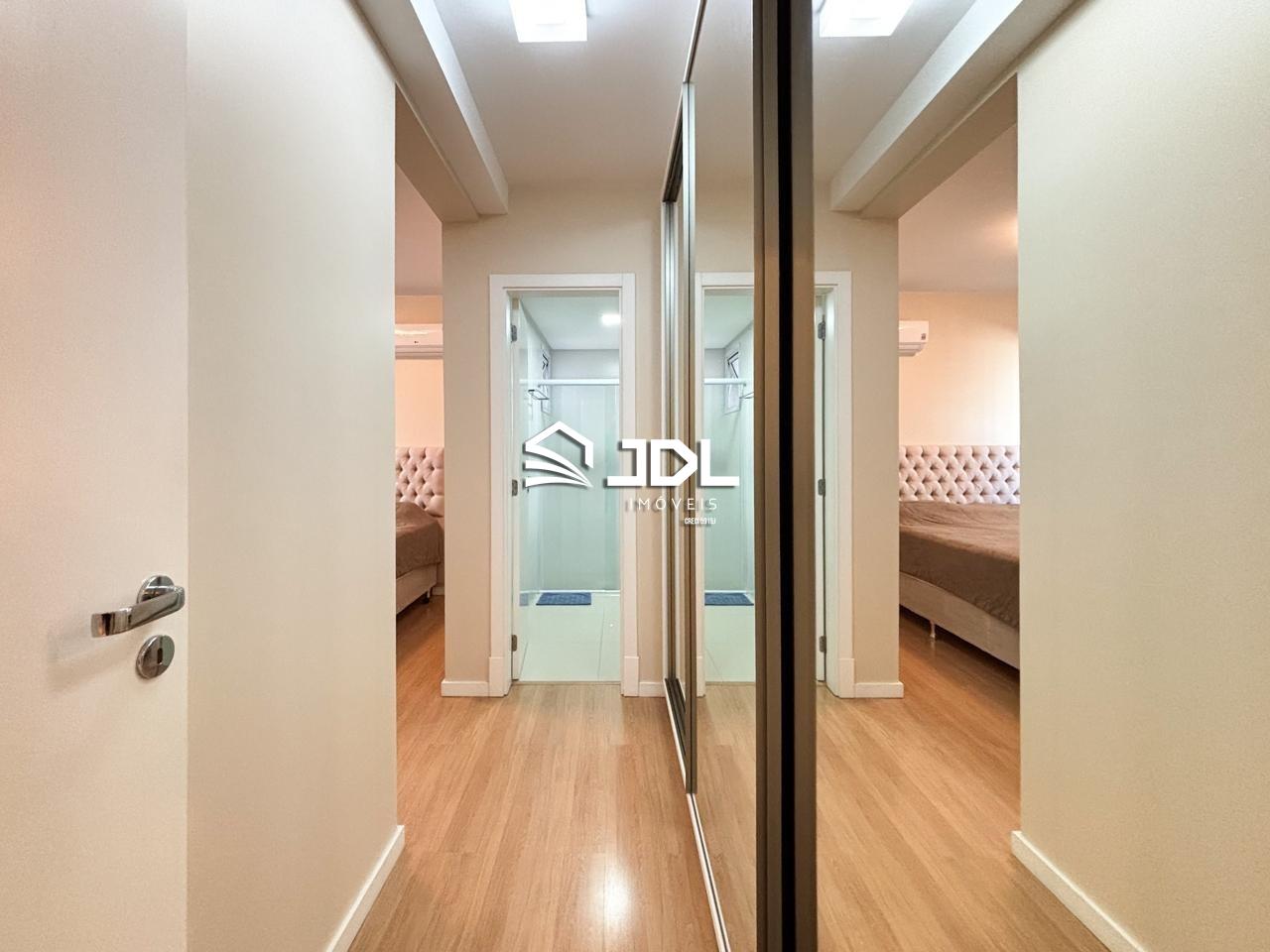 Apartamento à venda no bairro Velha: 