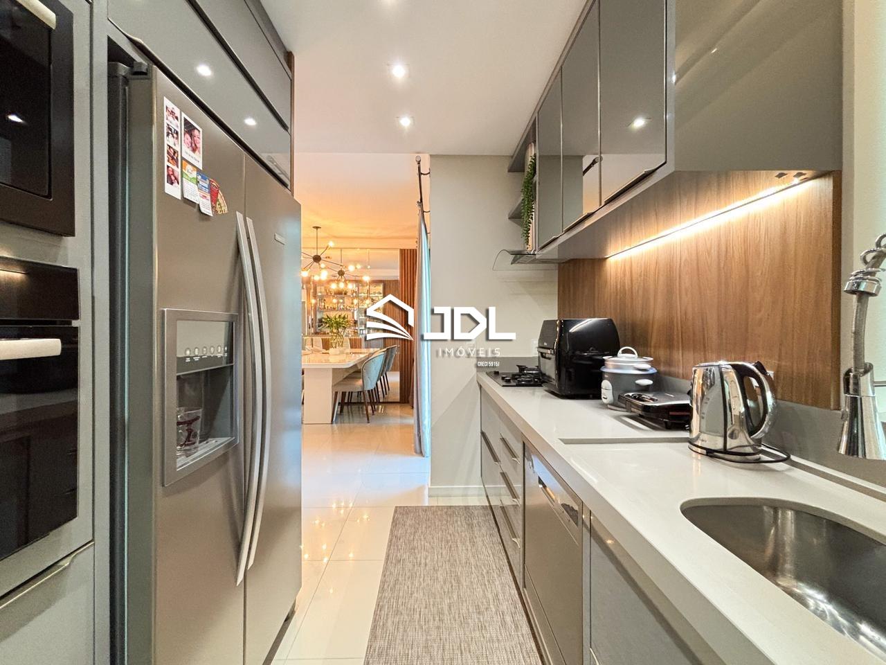 Apartamento à venda no bairro Velha: 