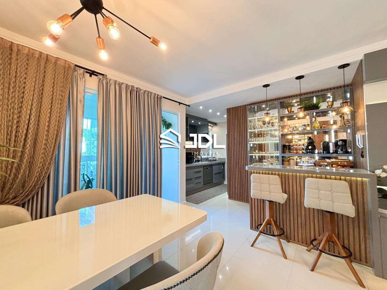 Apartamento à venda no bairro Velha: 