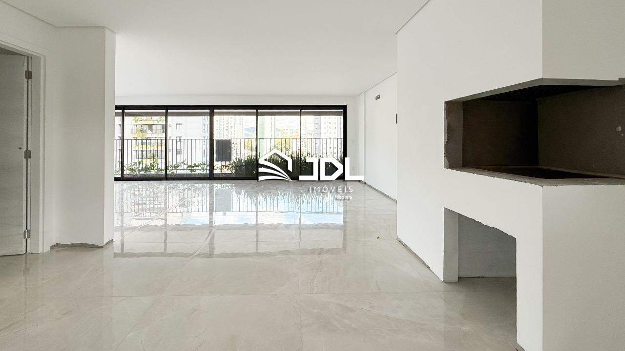 Apartamento à venda no bairro Victor Konder: 