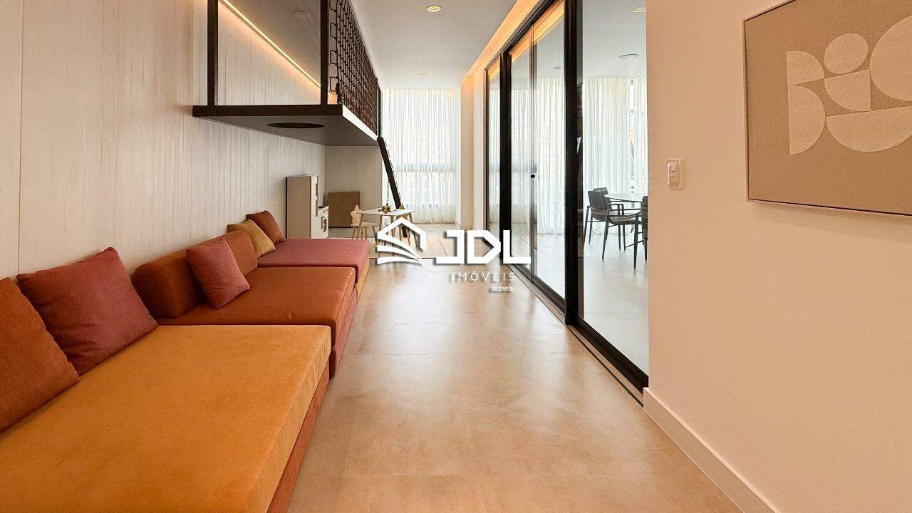 Apartamento à venda no bairro Victor Konder: 