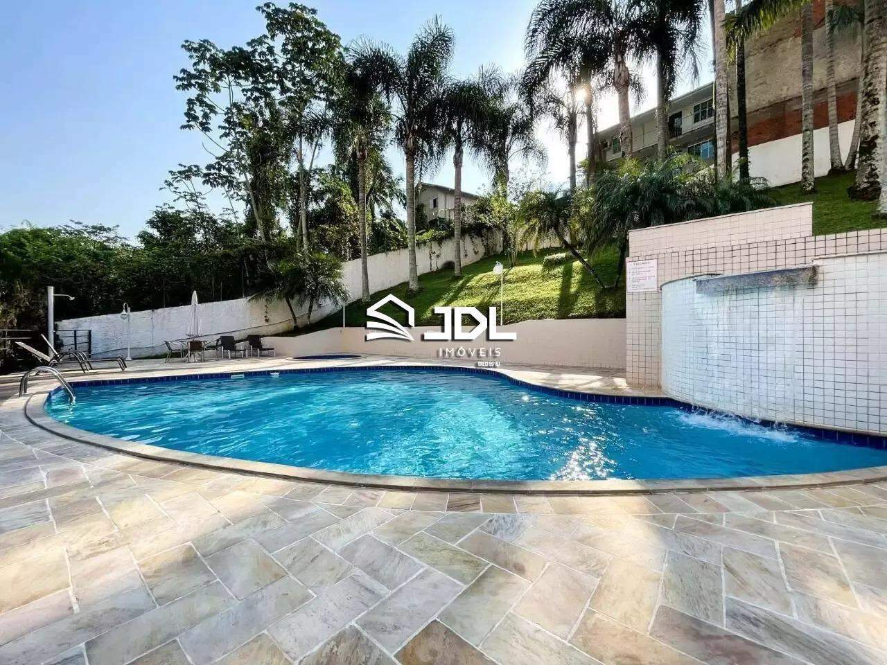 Apartamento à venda no bairro Vila Nova: