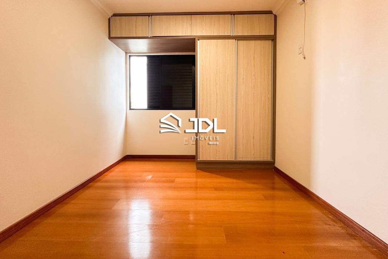 Apartamento à venda no bairro Vila Nova: 