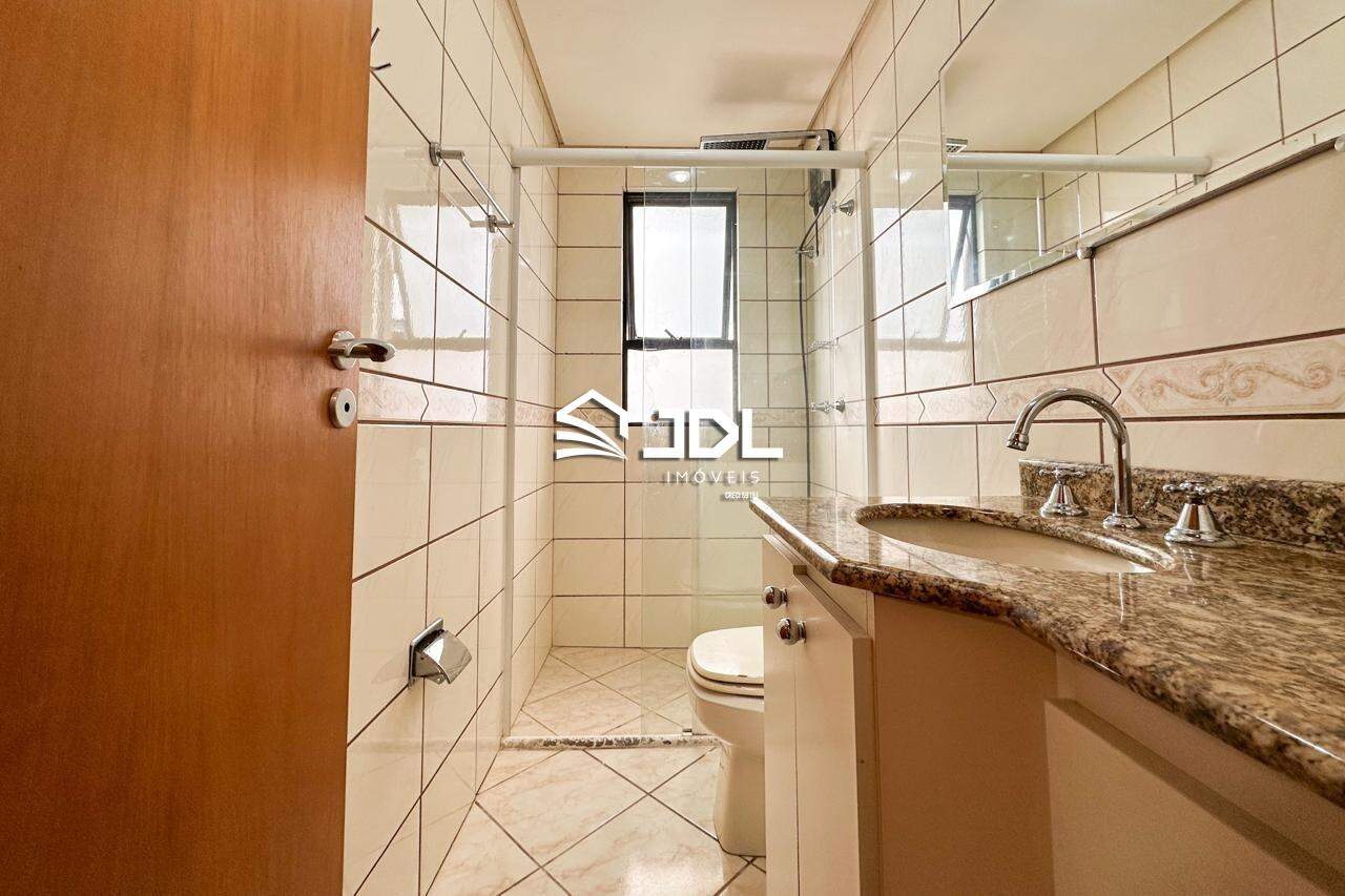 Apartamento à venda no bairro Vila Nova: 