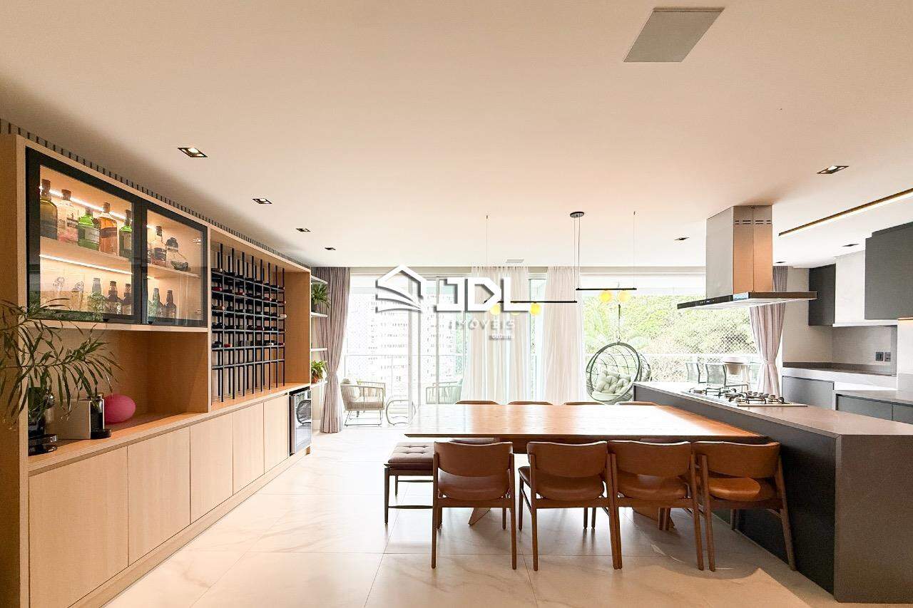 Apartamento à venda no bairro Bom Retiro: 