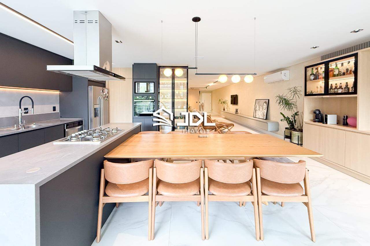 Apartamento à venda no bairro Bom Retiro: