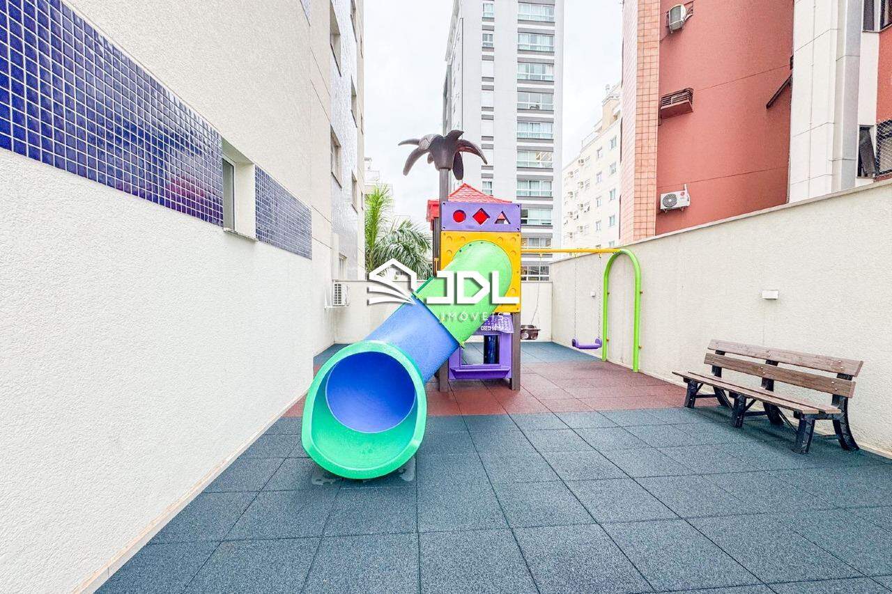 Apartamento à venda no bairro Vila Nova: 
