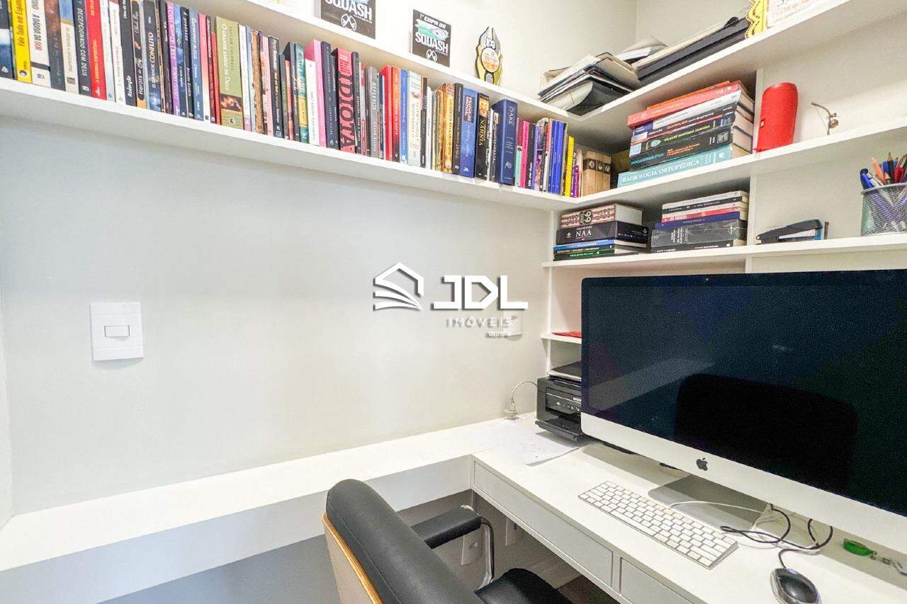 Apartamento à venda no bairro Vila Nova: 
