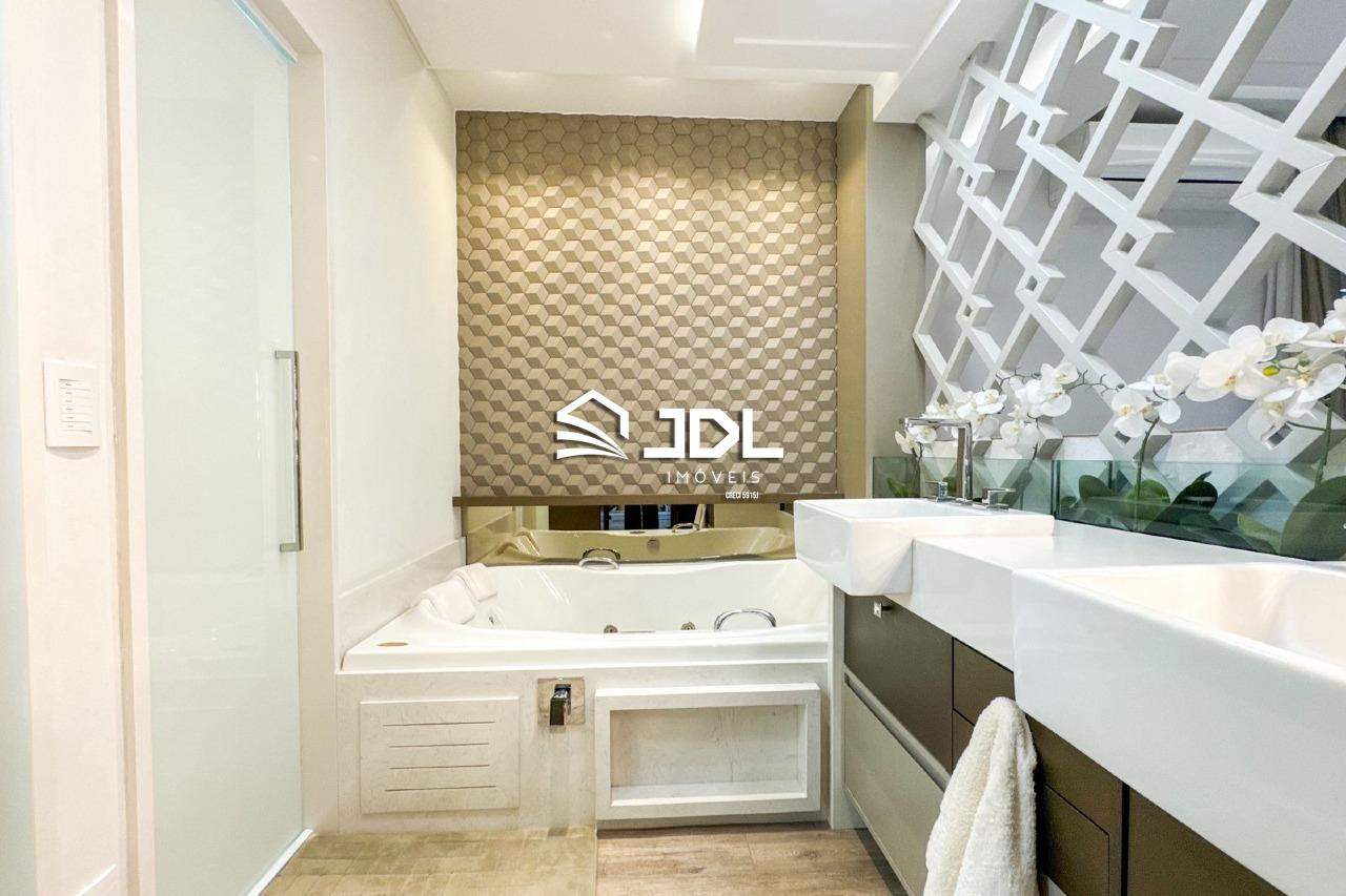 Apartamento à venda no bairro Vila Nova: 