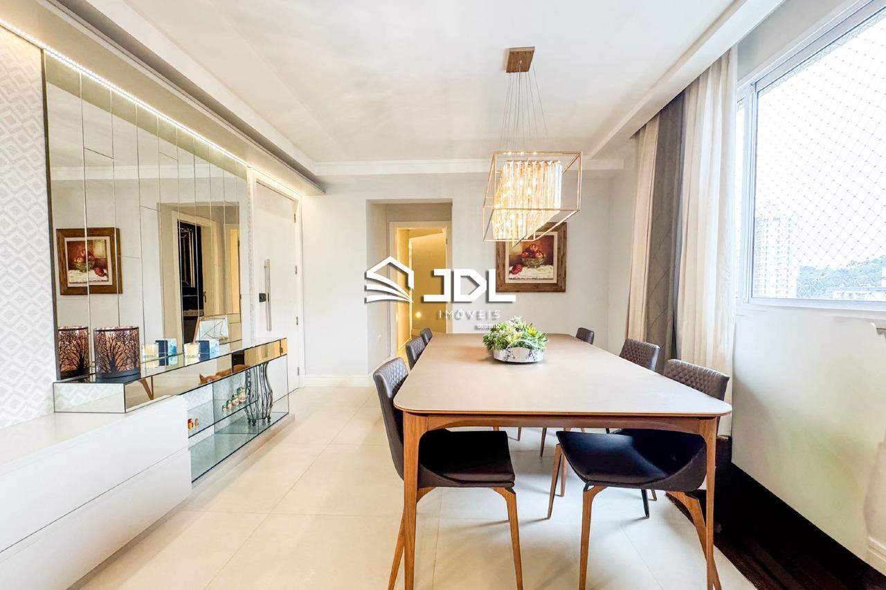 Apartamento à venda no bairro Vila Nova: 