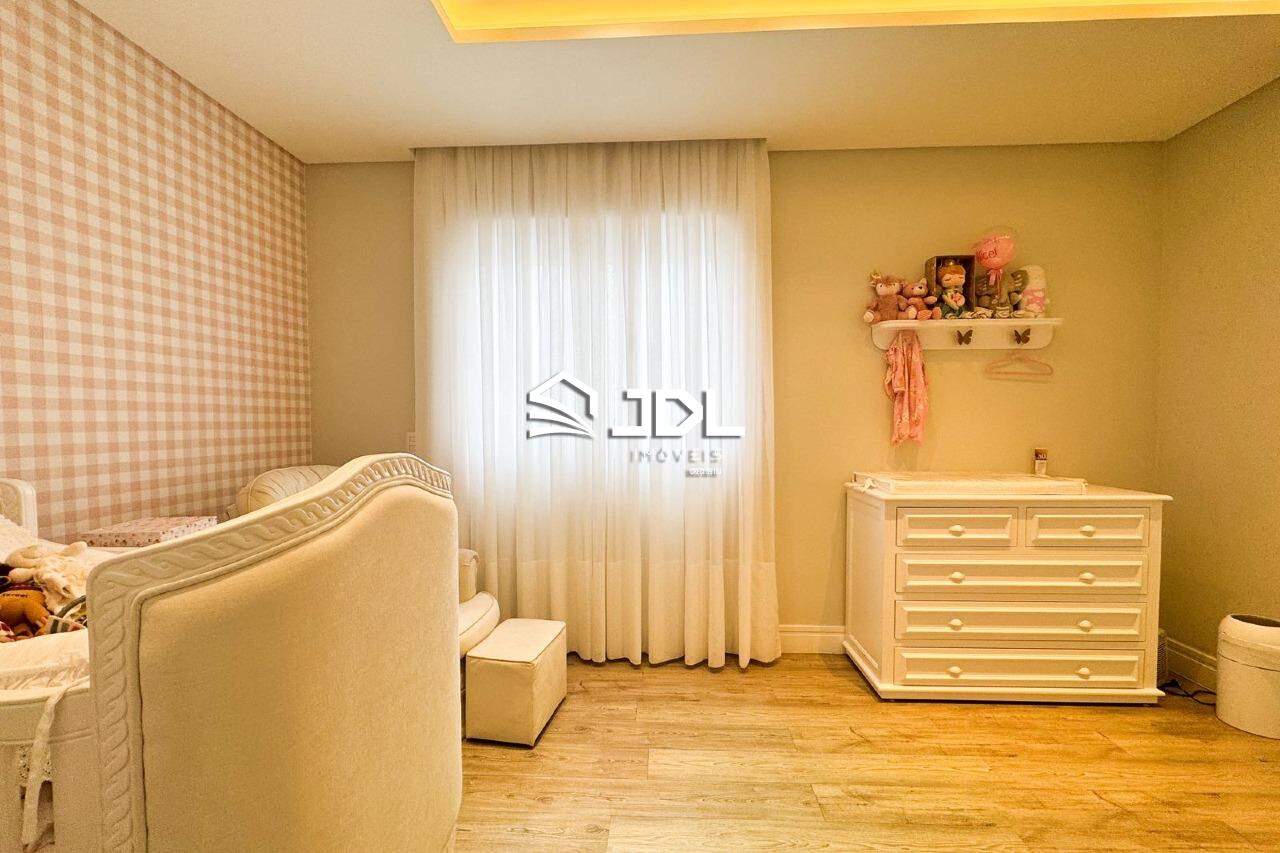 Apartamento à venda no bairro Vila Nova: 