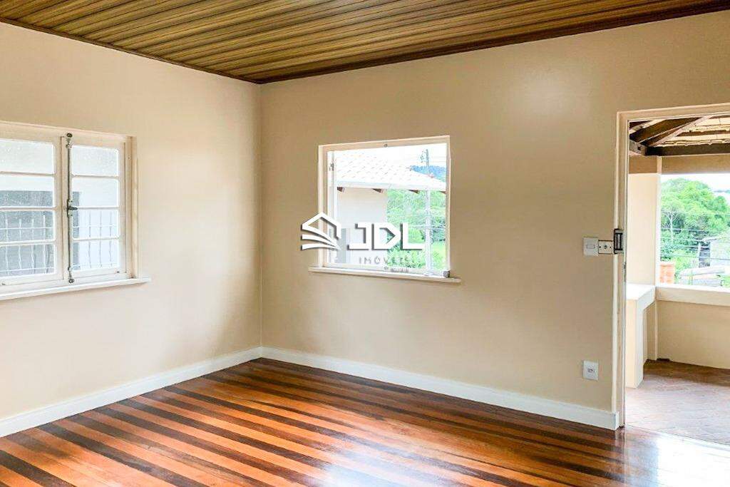 Casa à venda no bairro Velha: 