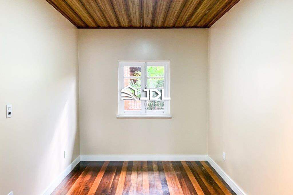 Casa à venda no bairro Velha: 