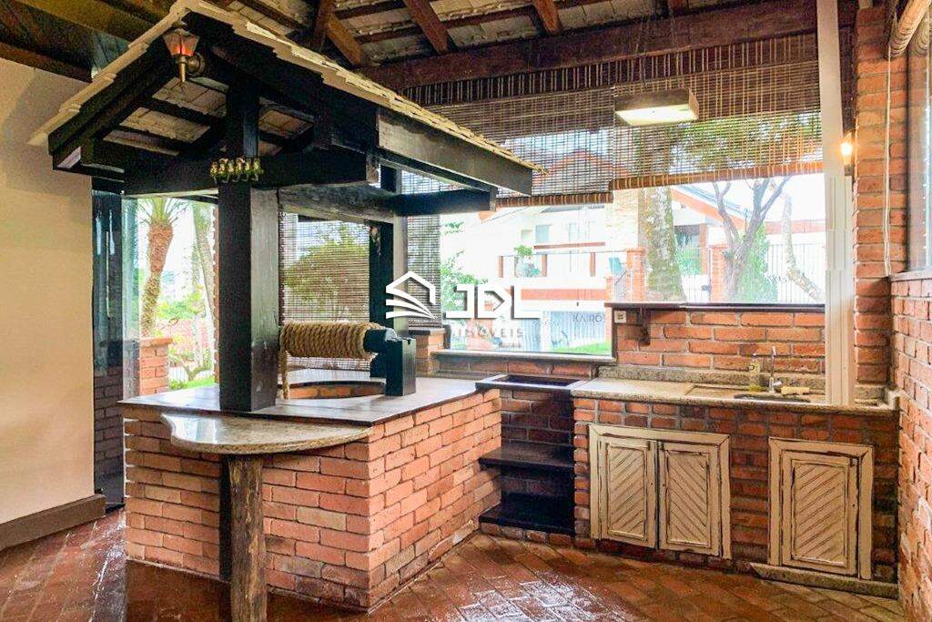 Casa à venda no bairro Velha: 