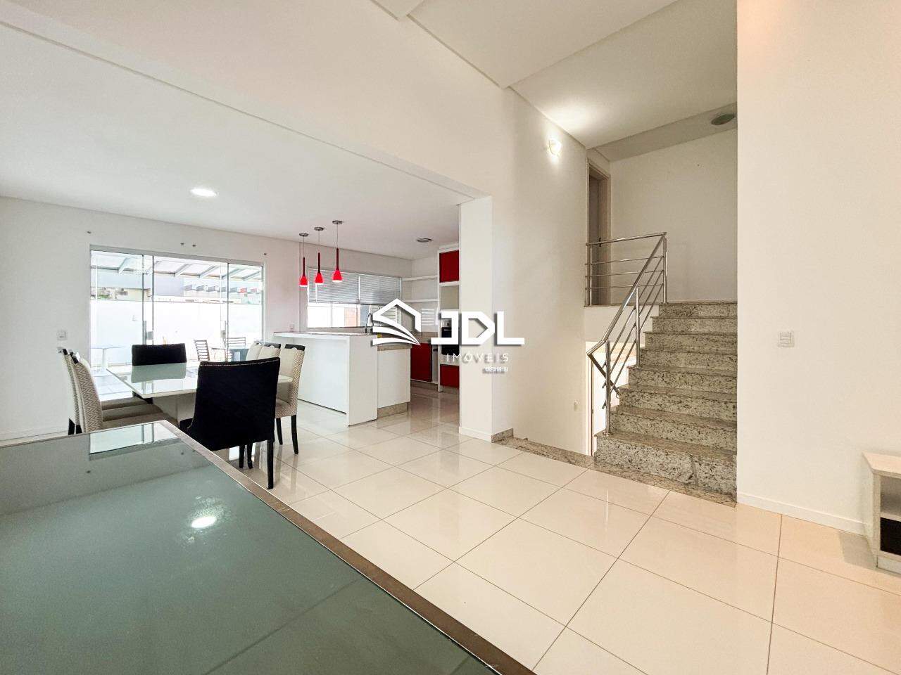 Casa à venda no bairro Itoupava Central: 