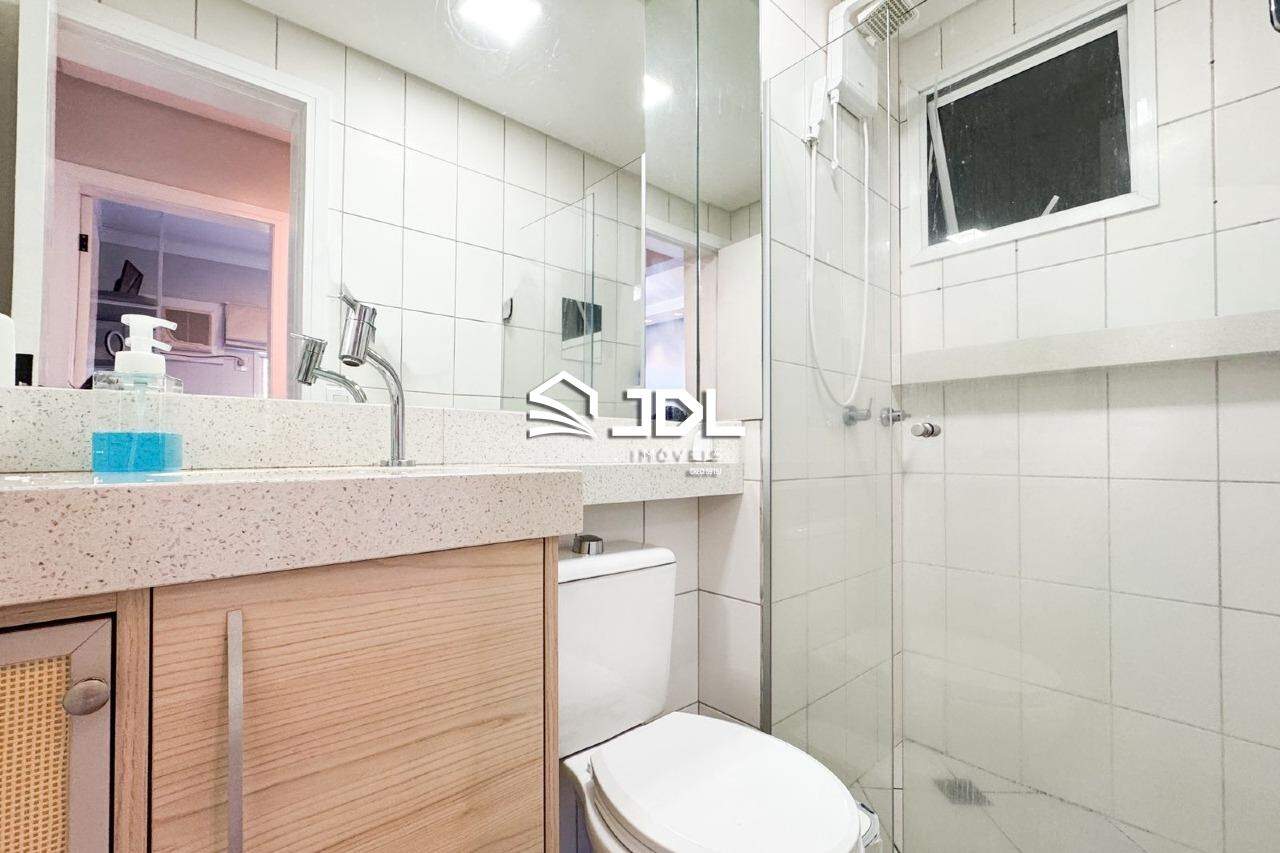 Apartamento à venda no bairro Vila Nova: 