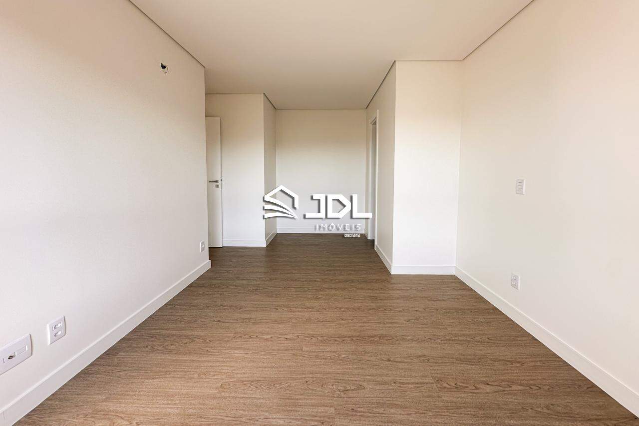 Apartamento à venda no bairro Velha: 