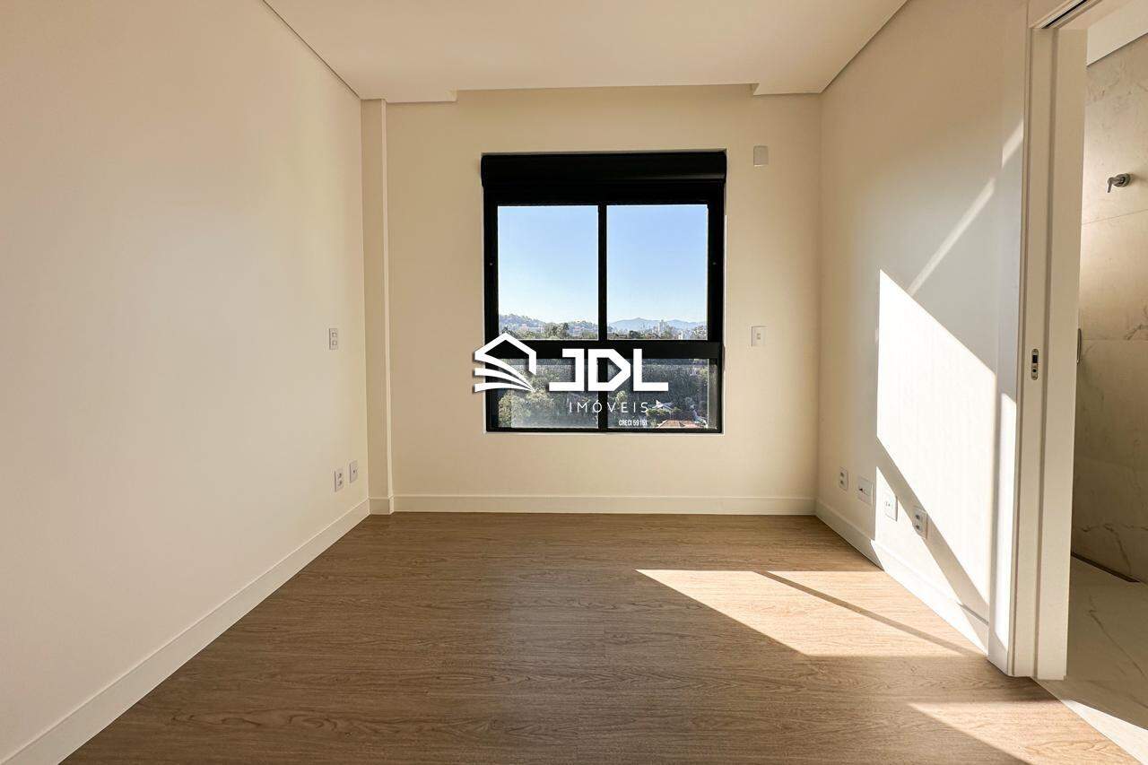 Apartamento à venda no bairro Velha: 
