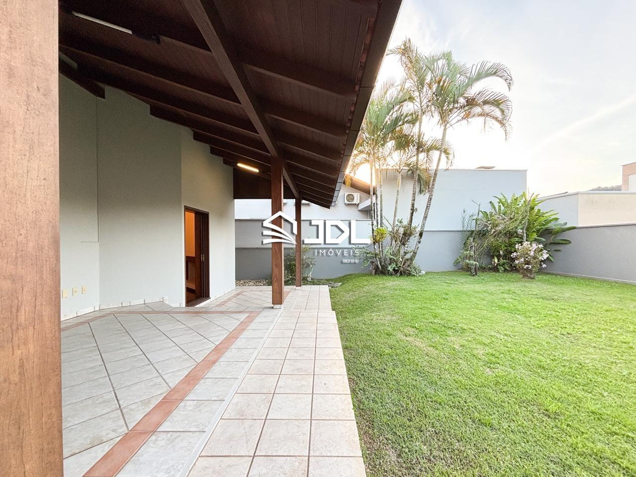 Casa à venda no bairro Vorstadt: 