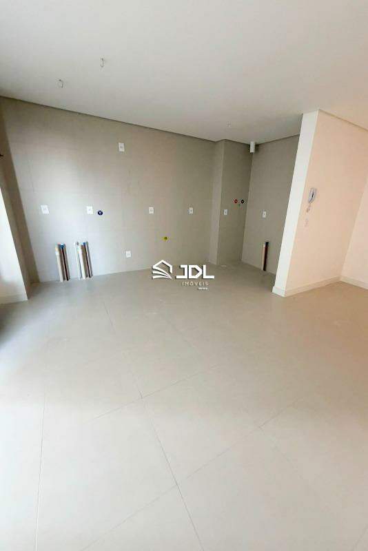 Apartamento à venda no bairro Itajuba: 