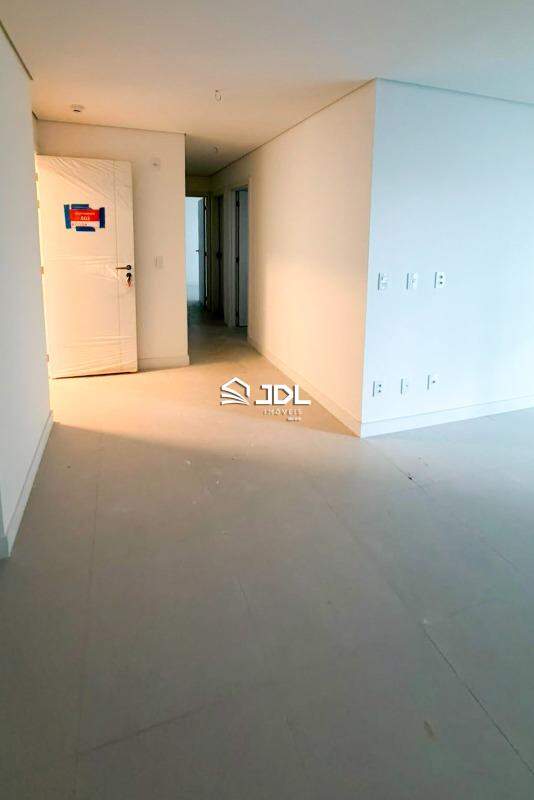 Apartamento à venda no bairro Itajuba: 