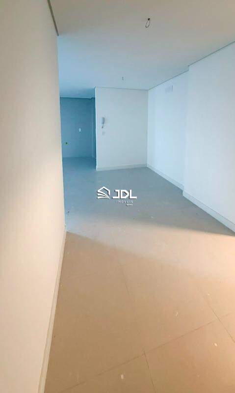 Apartamento à venda no bairro Itajuba: 