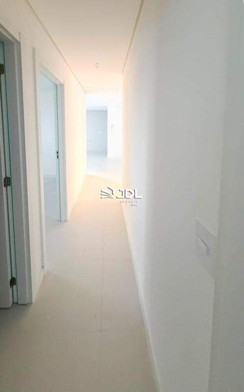 Apartamento à venda no bairro Itajuba: 