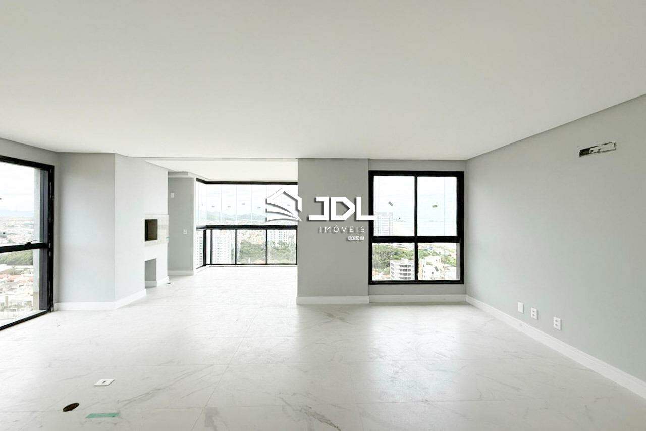 Apartamento à venda no bairro Itacolomi: 