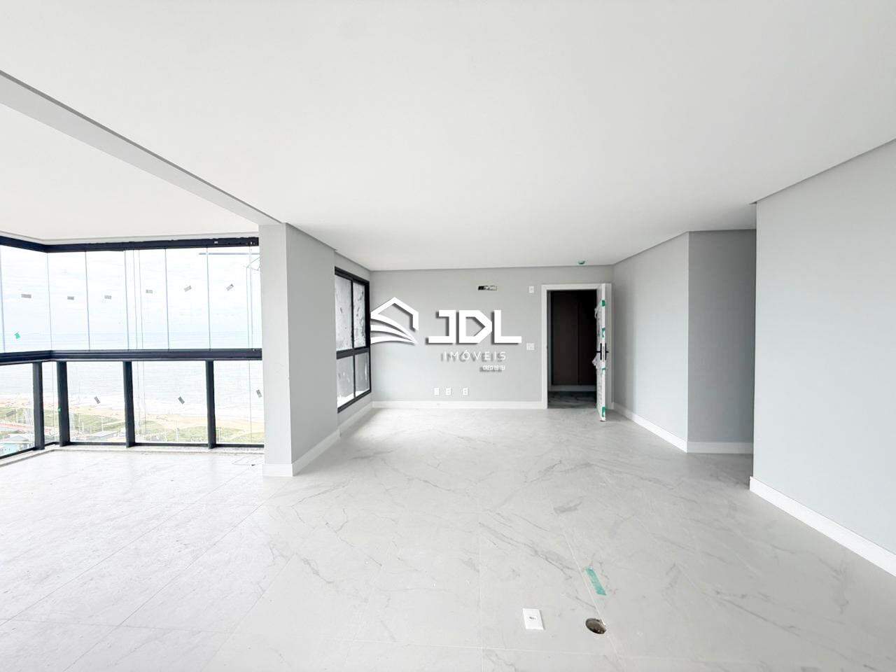 Apartamento à venda no bairro Itacolomi: 