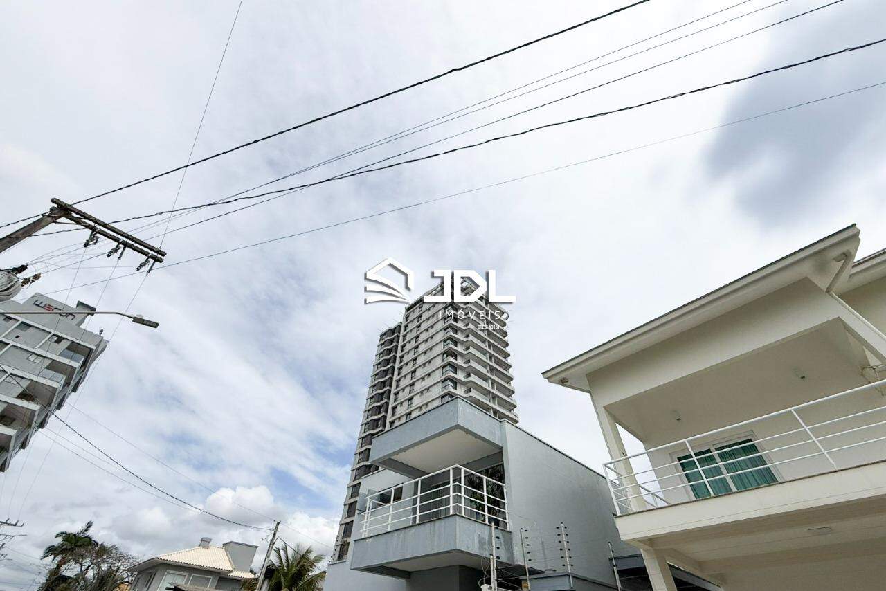 Apartamento à venda no bairro Itacolomi: 